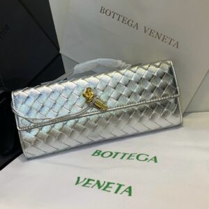 Design Andiamo Clutch Bag - Dubai Fashion LUX