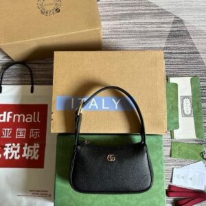 Design Aphrodite leather shoulder bag - Dubai Fashion LUX