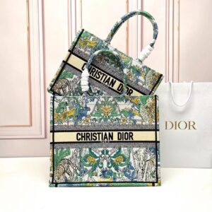 Design Canvas Embroidered small Etoile De Voyage Book Tote White Multicolor - Dubai Fashion LUX