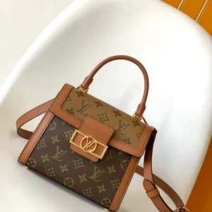 Design DAUPHINE CAPITALE 17.5 MONOGRAM CANVAS