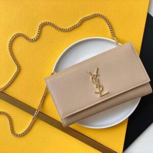 Design KATE MEDIUM IN GRAIN DE POUDRE EMBOSSED LEATHER - Dubai Fashion LUX