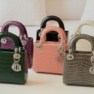 DIOR
