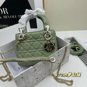 DIOR