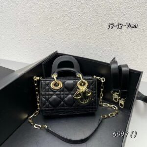 DIOR