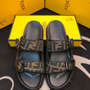 Fendi slipper