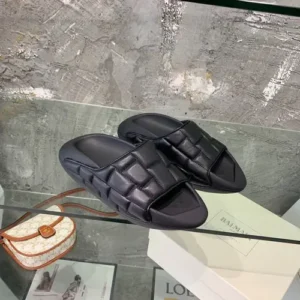 High Quality Shoe