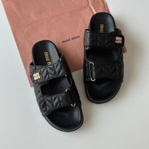 MIU MIU