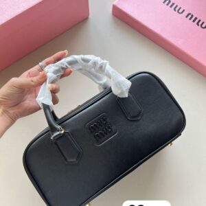 MIU MIU