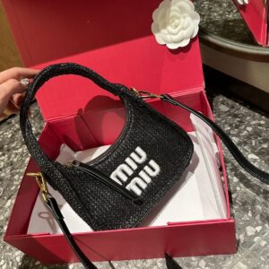 MIU MIU