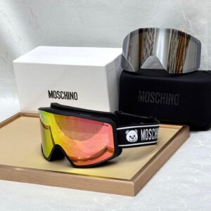 MOSCHINO