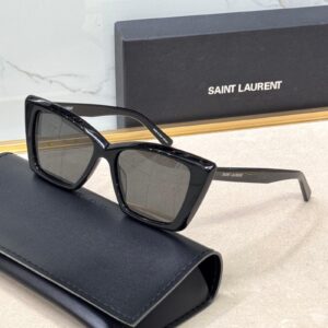 SAINT LAURENT