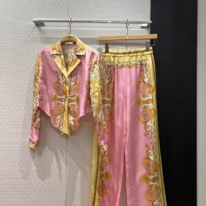 VERSACE