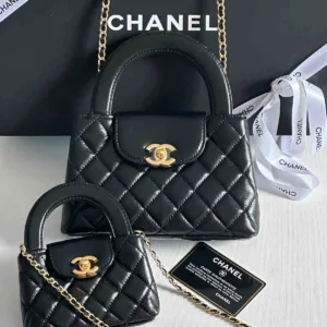 Black quilted leather Chanel Kelly bag - Luxury Master Copy Dubai