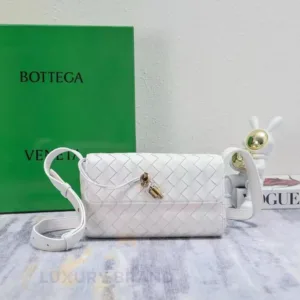 Bottega Veneta Andiamo Bag - Super Master Quality 1:1 Replica | Luxury Leather Handbag - Luxury Master Copy Dubai