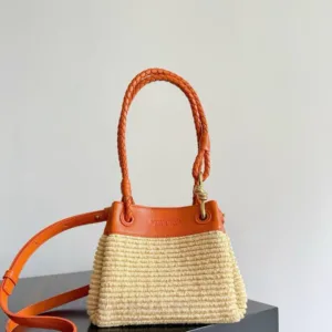 Bottega Veneta Andiamo Parachute Bag | Super Master Quality Replica | Luxury Leather Tote - Luxury Master Copy Dubai