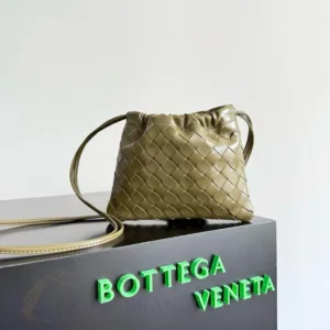 BOTTEGA VENETA Intrecciato Leather Clutch | Luxury Lambskin Evening Bag - Luxury Master Copy Dubai