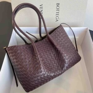 Bottega Veneta Medium Pinacoteca Dark Barolo Intrecciato Calfskin Reversible Tote Bag - Dubai Luxury Items