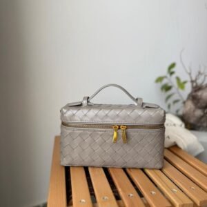 Buy Bottega Veneta Bang Bang Vanity Case Limestone |Dubai Luxury Items