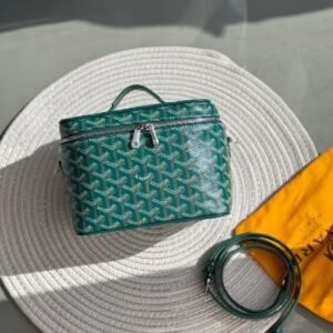 Buy Goyard Muse Vanity Case Mini Green