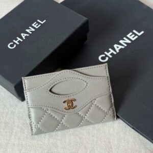 Chanel 31 Card Holder Grey Lambskin Leather - Dubai Luxury Items