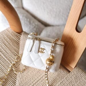Chanel White Lambskin Quilted Mini Pearl Crush Vanity Case
