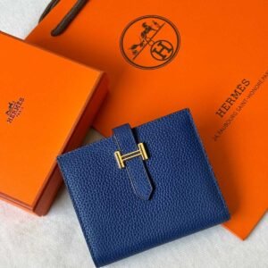 Hermes Bearn Compact Bifold Wallet In Bleu Saphire Epsom Leather Gold Hardware - Dubai Luxury Items