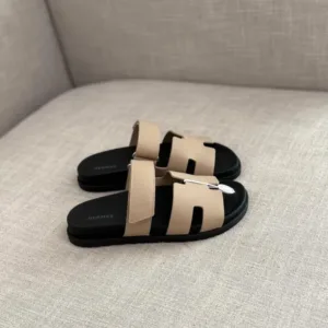 Hermès Chypre slides - Luxury Master Copy Dubai