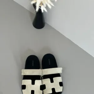 Hermès Chypre slides - Luxury Master Copy Dubai